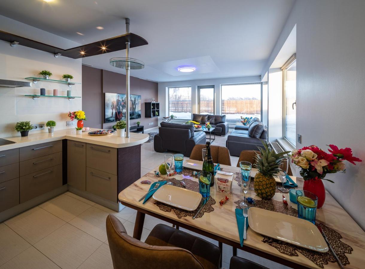 Апартаменты Skyhouse Lux Penthouse &